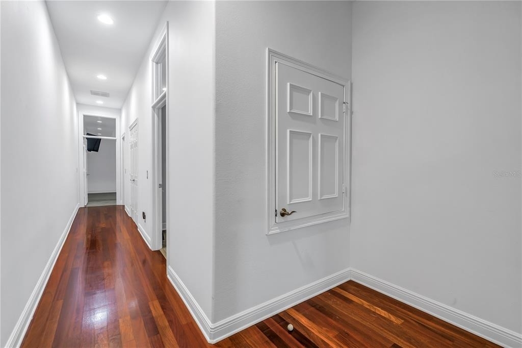 651 Saxony Boulevard - Photo 25