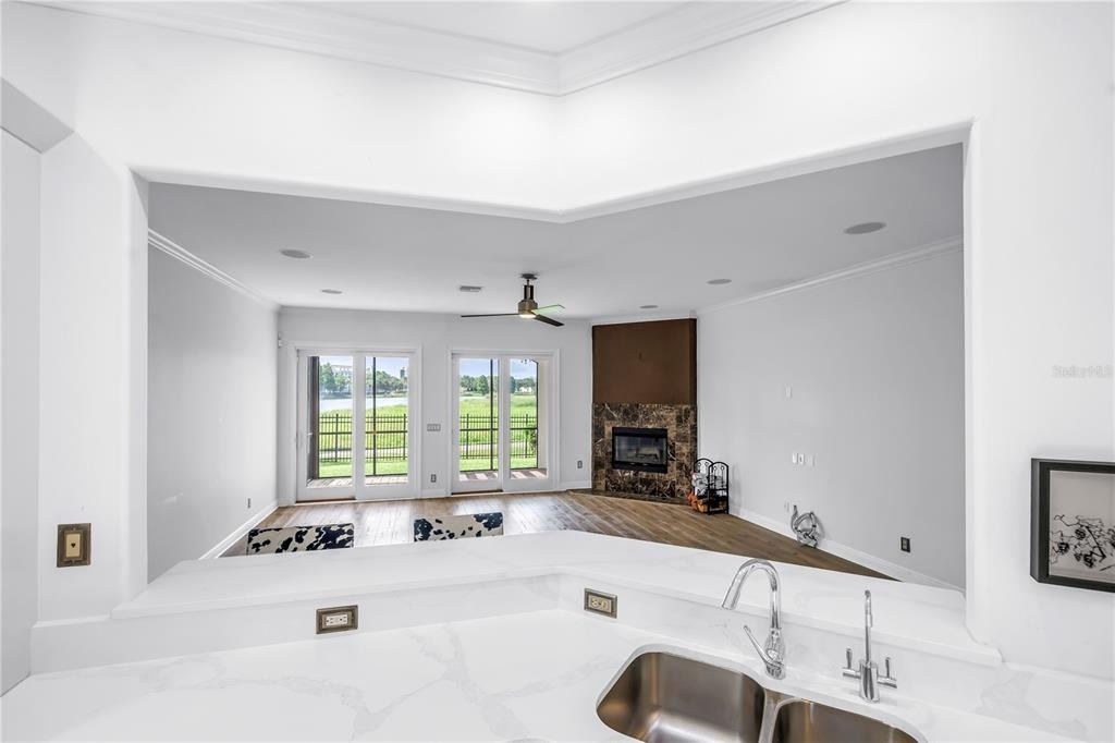 651 Saxony Boulevard - Photo 9