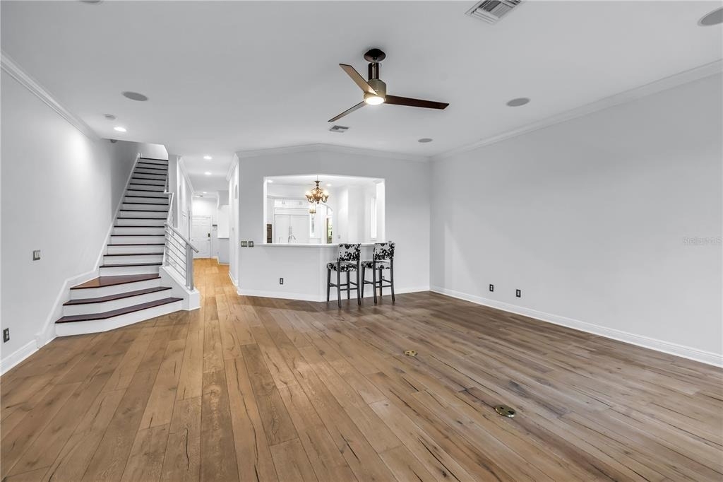 651 Saxony Boulevard - Photo 4