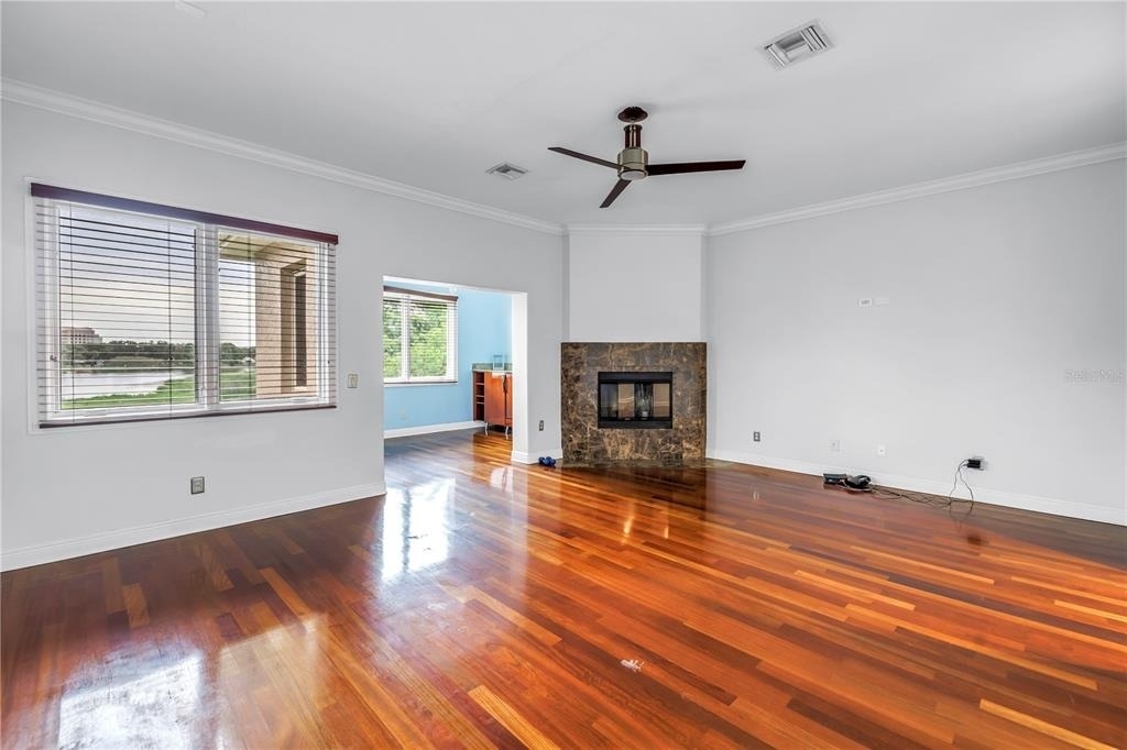 651 Saxony Boulevard - Photo 14