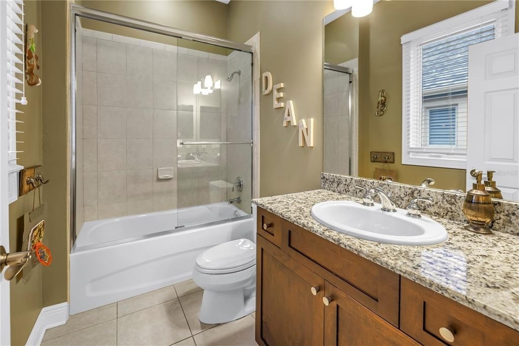 651 Saxony Boulevard - Photo 28