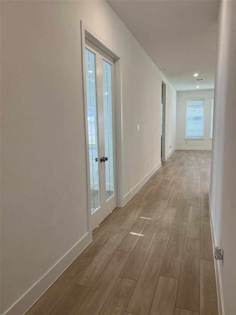 2619 Grove Crest Drive - Photo 3