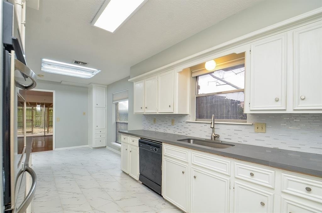 15815 Boulder Oaks Drive - Photo 14