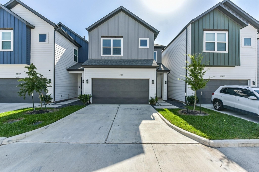 13151 Perennial Springs Drive - Photo 0