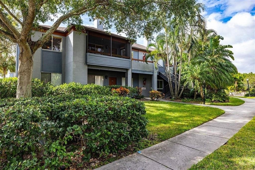 10265 Gandy Boulevard N - Photo 2