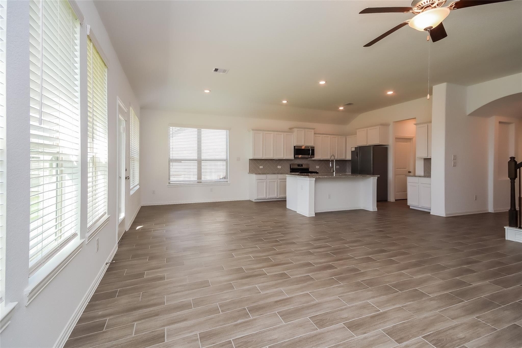 15122 Arlington Park Avenue - Photo 3