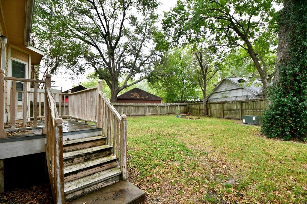5211 Holly View - Photo 37