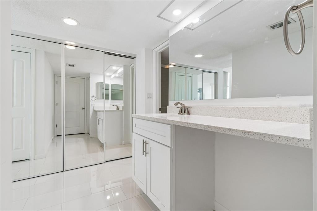 450 Treasure Island Causeway - Photo 22