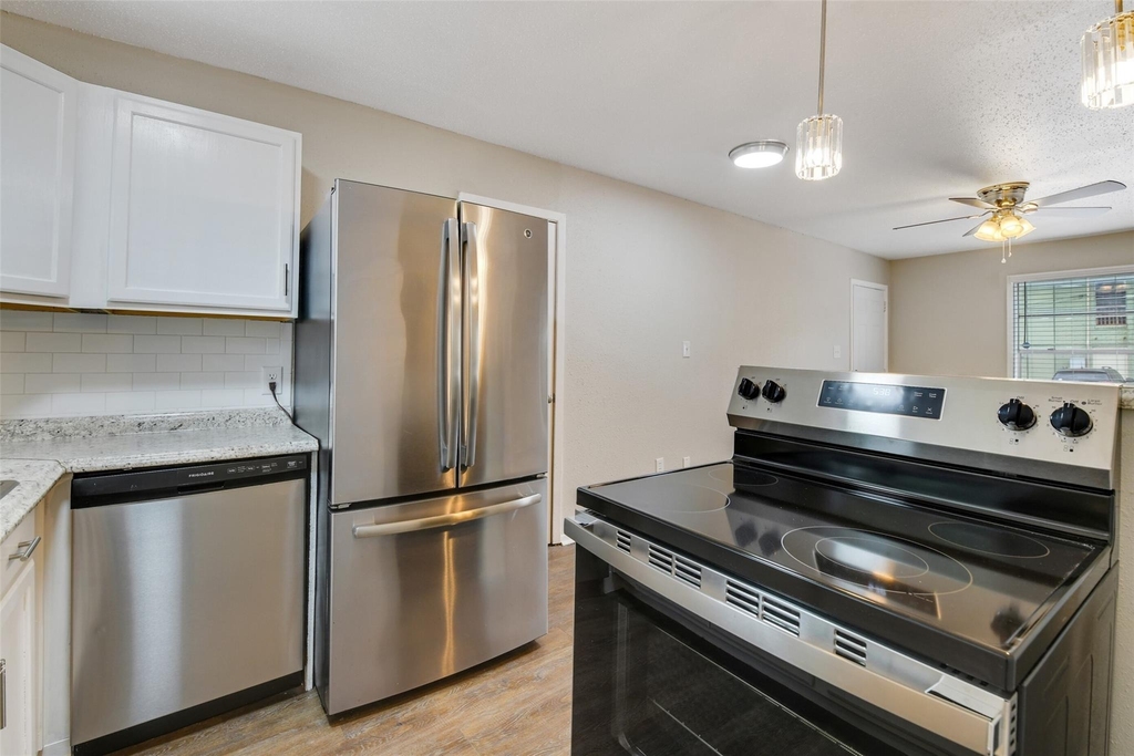 1508 Broadmoor Drive - Photo 0