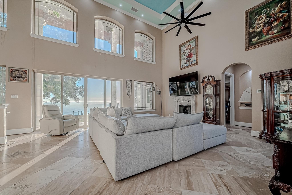 2011 Crescent Drive - Photo 1
