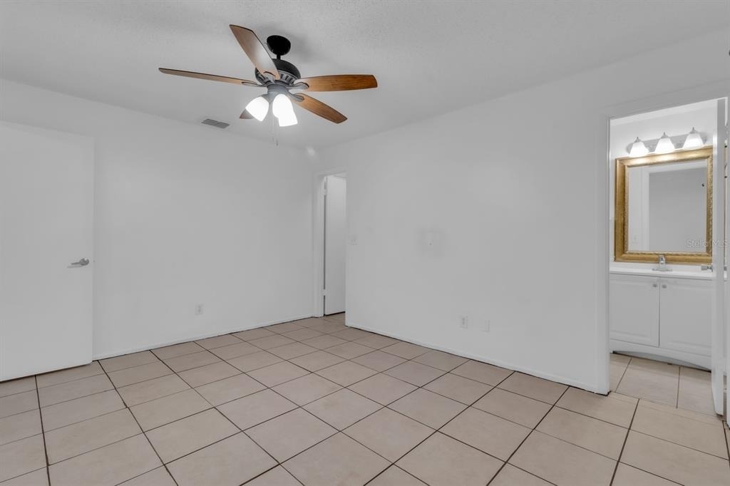 2432 King Oak Court - Photo 31