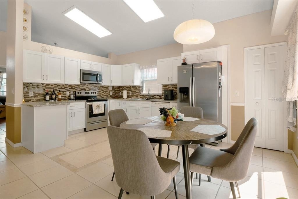 4381 Creekside Boulevard - Photo 29