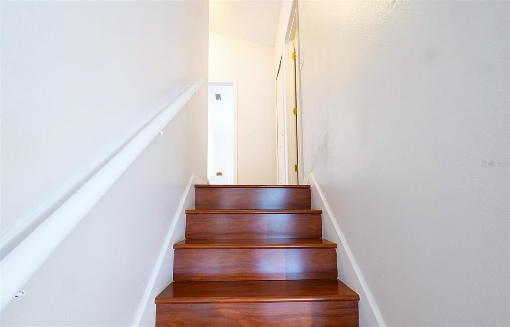 4381 Creekside Boulevard - Photo 5