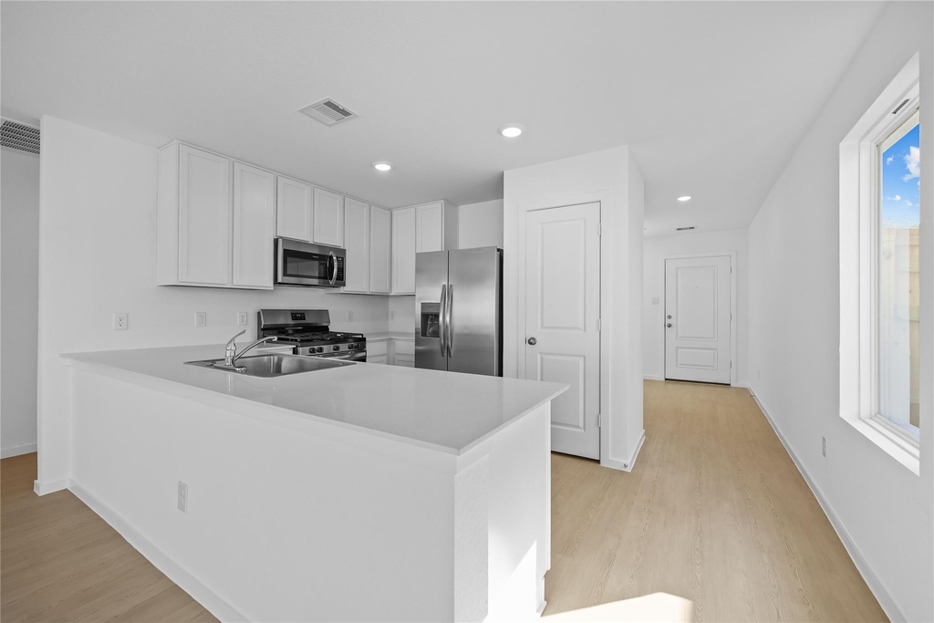 21235 Fieni Drive - Photo 5