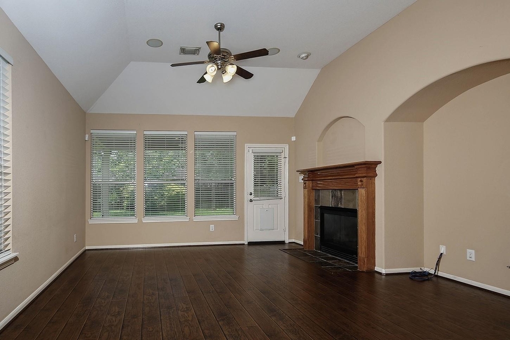 19 Patina Pines Place - Photo 8