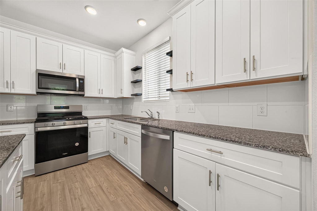 24500 Canyon Strata Lane - Photo 11