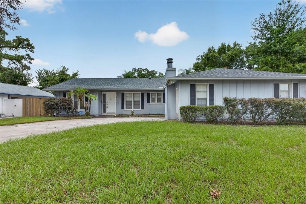 7606 Waunatta Court - Photo 0