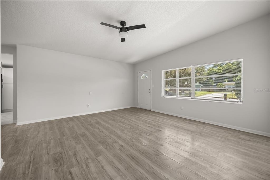 1849 Viburnum Lane - Photo 17