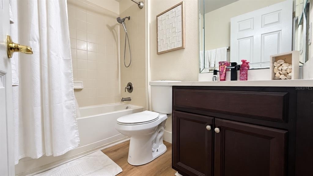 1920 Commander Way - Photo 23
