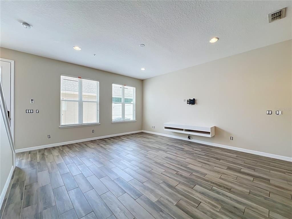 8658 Dufferin Lane - Photo 9