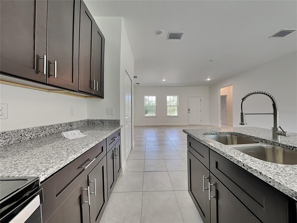 560 Marion Oaks Boulevard - Photo 2