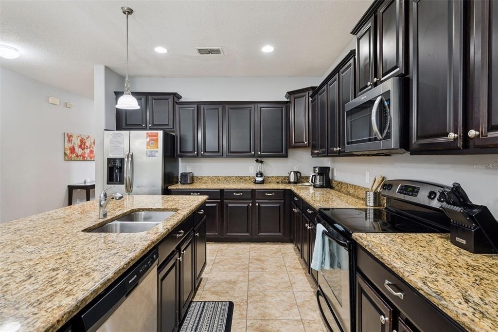 8898 Candy Palm Road - Photo 4
