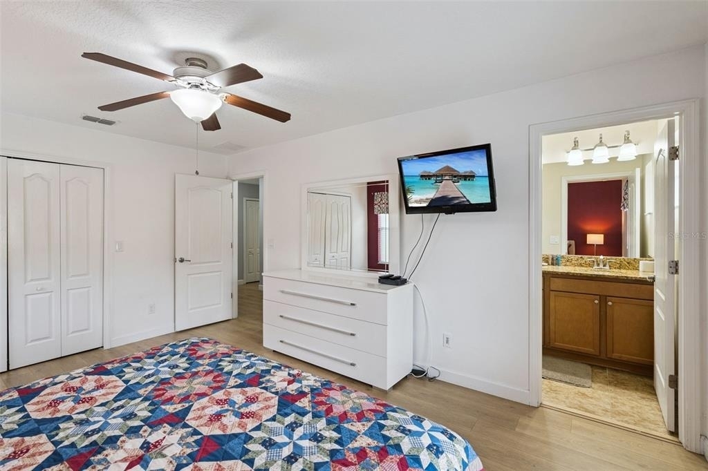 8898 Candy Palm Road - Photo 18