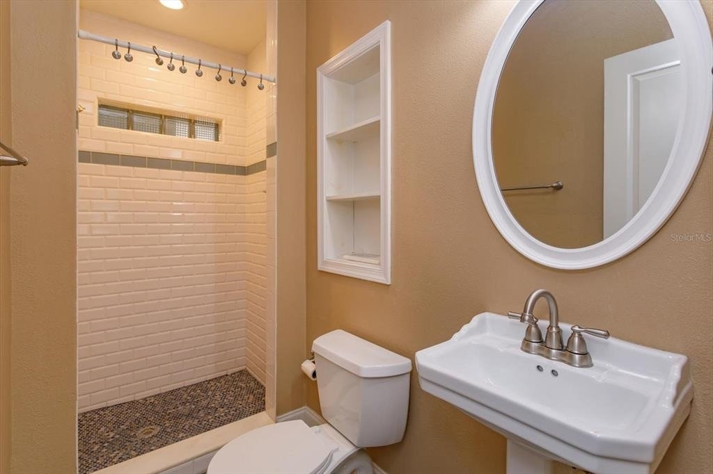 706 Florida Street - Photo 12