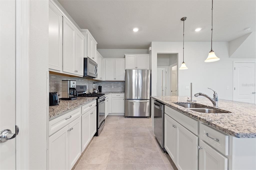 7384 Oakmoss Loop - Photo 10