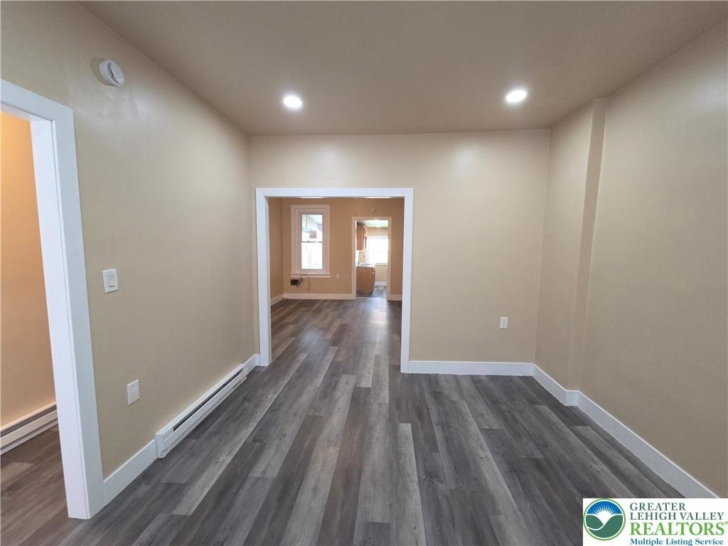 729 Chestnut Street - Photo 2