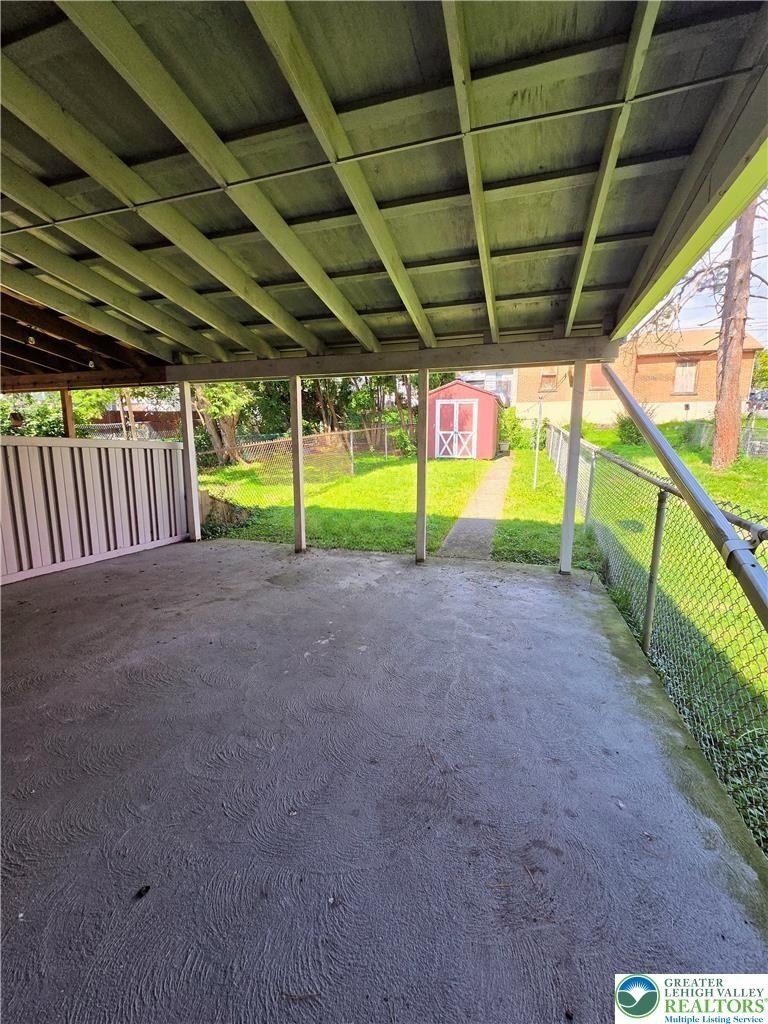 1005 Seneca Street - Photo 21