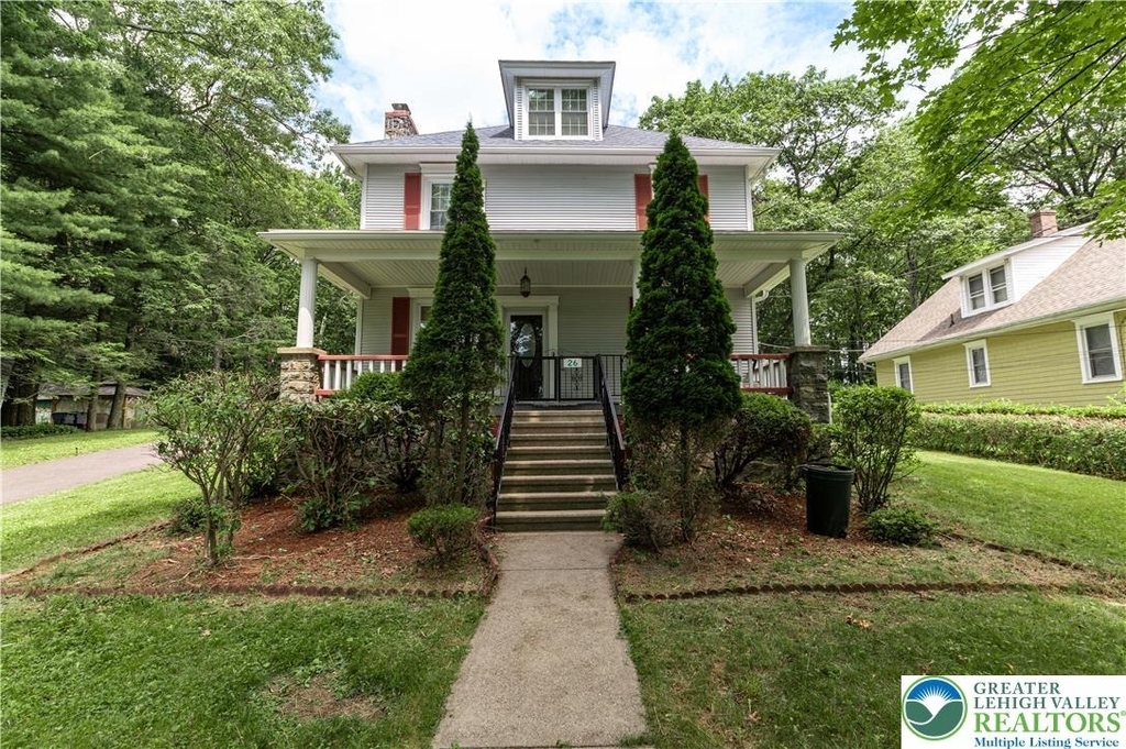 26 Center Ave - Photo 0