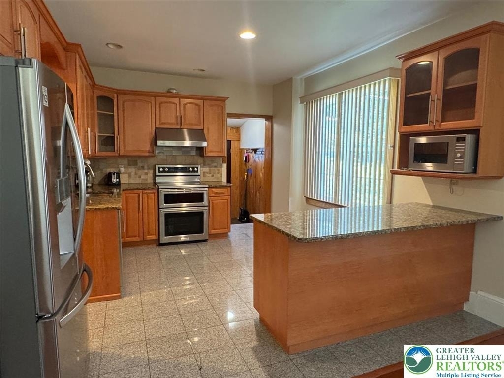 26 Center Ave - Photo 6