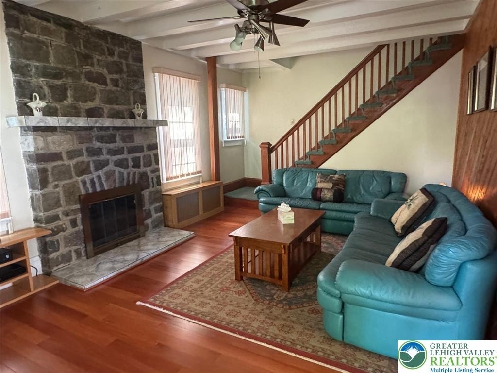 26 Center Ave - Photo 3