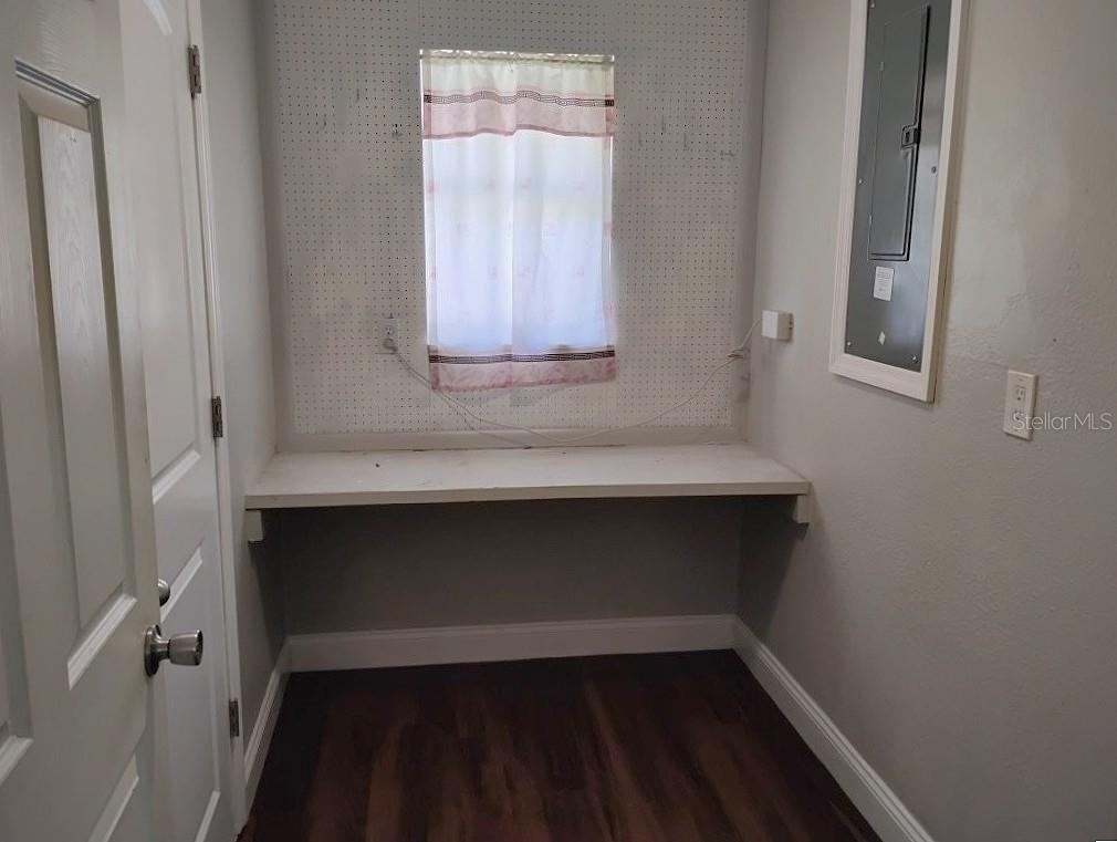 3055 Pan American Boulevard - Photo 19