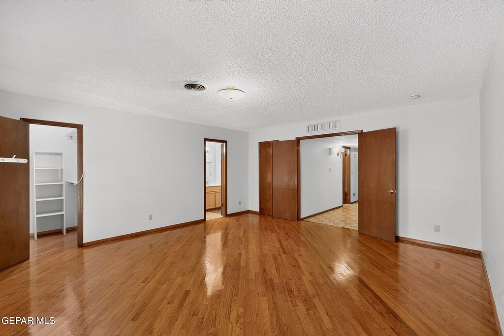 4536 R L Shoemaker Drive - Photo 21