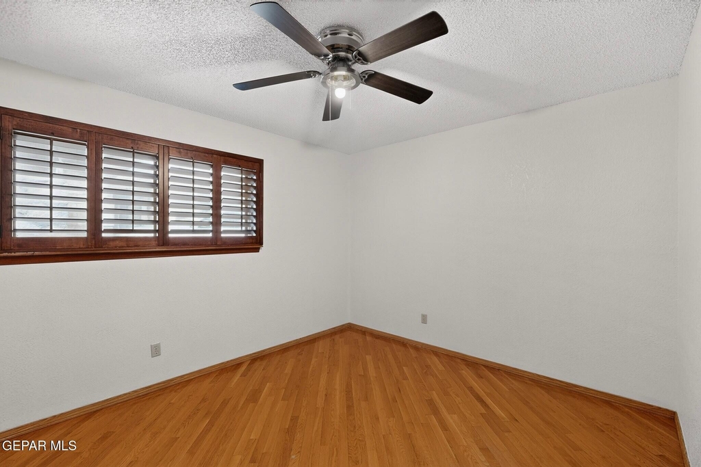 4536 R L Shoemaker Drive - Photo 30