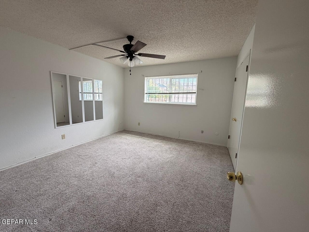 6700 Escondido Drive - Photo 21