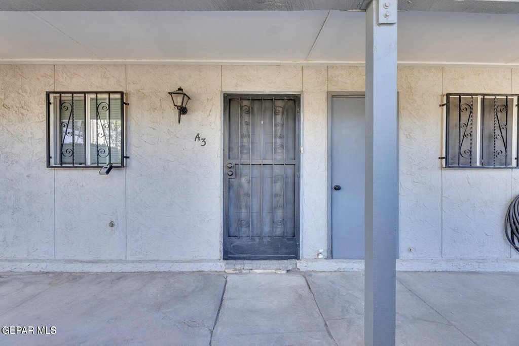 6700 Escondido Drive - Photo 0