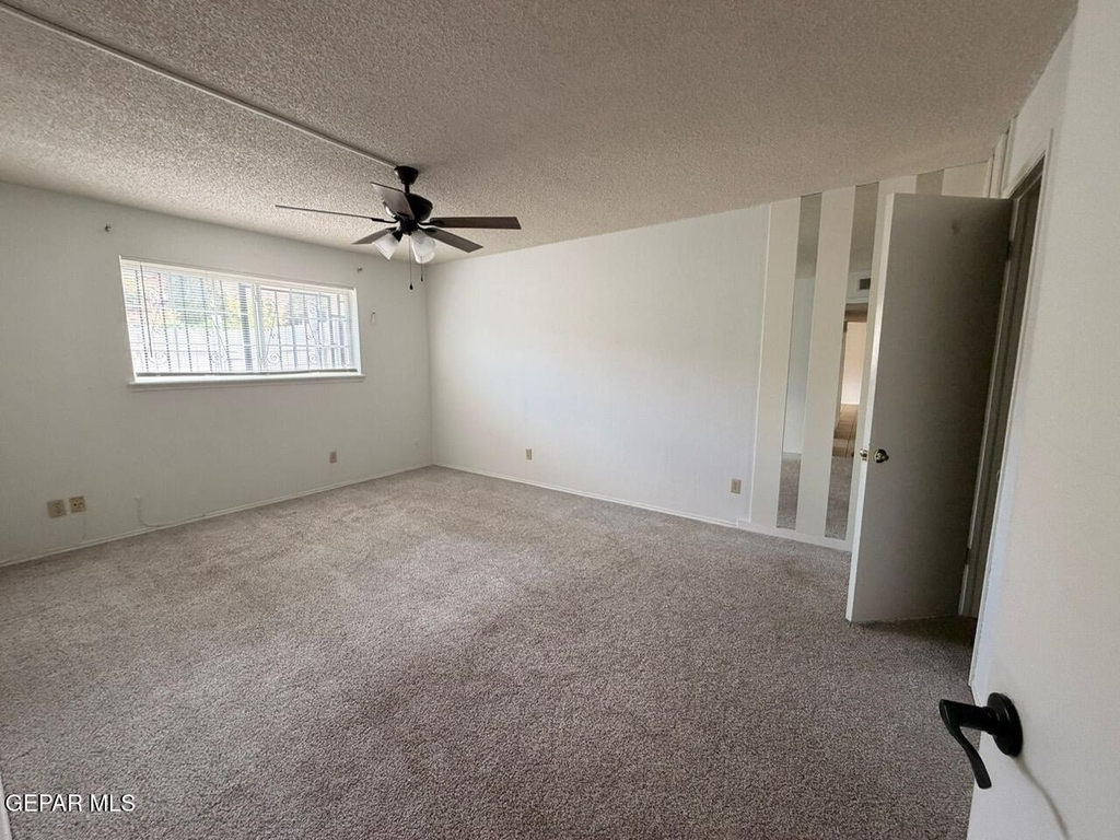 6700 Escondido Drive - Photo 17