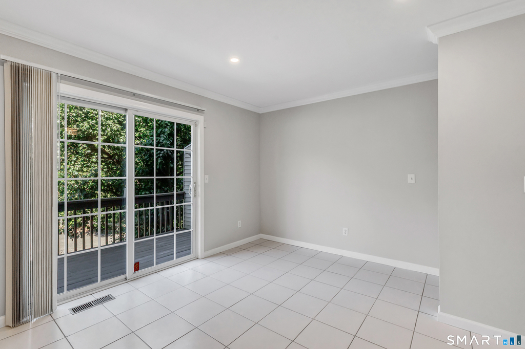 39 Coram Road - Photo 12