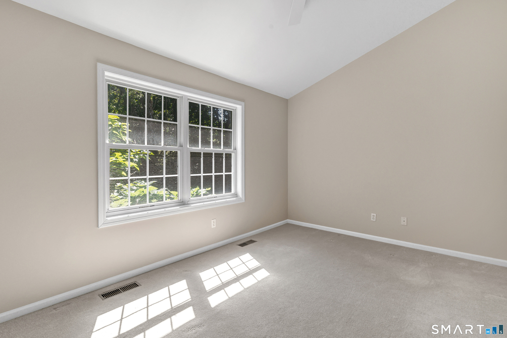 39 Coram Road - Photo 15