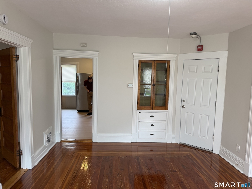 37 Greenwood Street - Photo 4