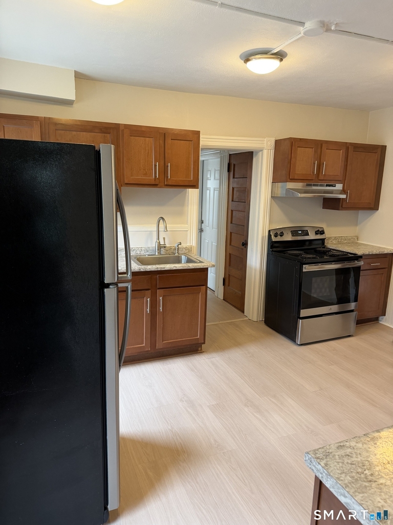 37 Greenwood Street - Photo 16