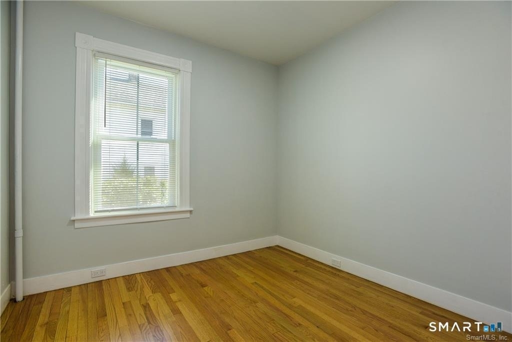 21 Bayview Avenue - Photo 13