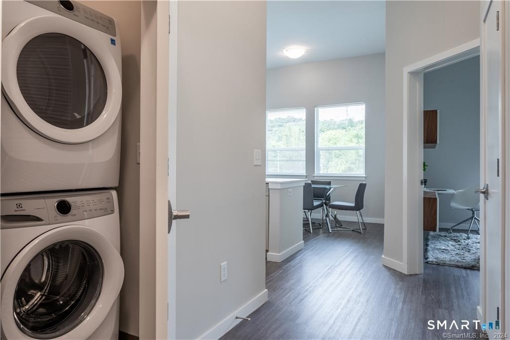 300 Glover Avenue - Photo 8