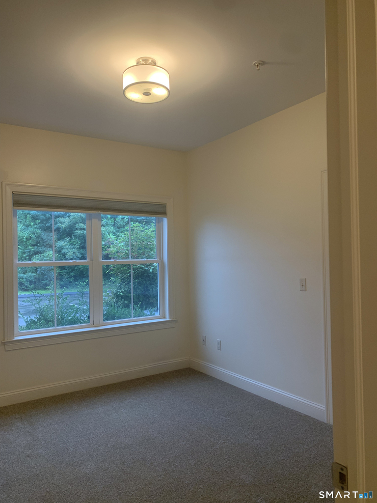 105 Edgewater Hill - Photo 5