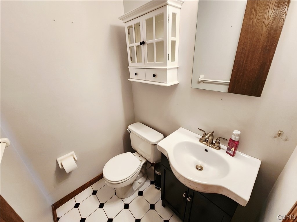 8214 Honeysuckle Drive - Photo 10