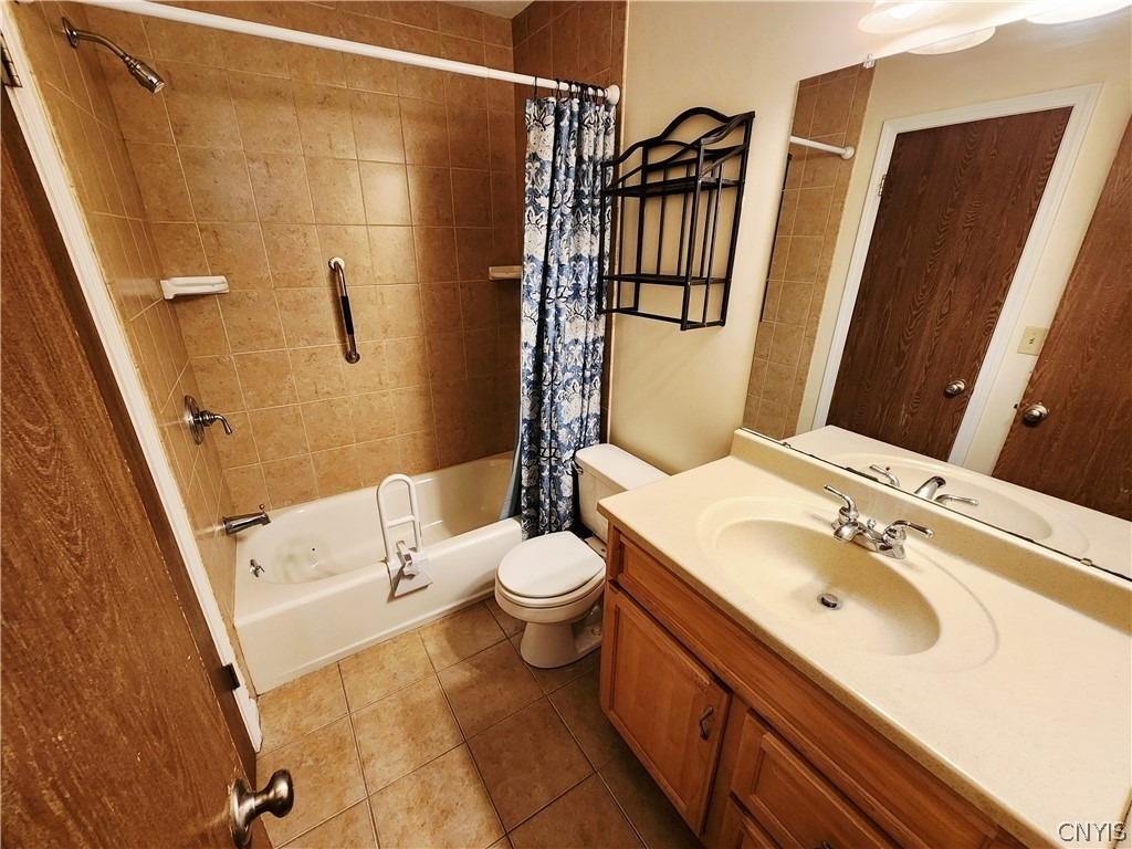 8214 Honeysuckle Drive - Photo 21