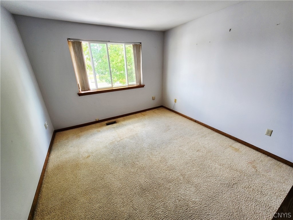 8214 Honeysuckle Drive - Photo 23